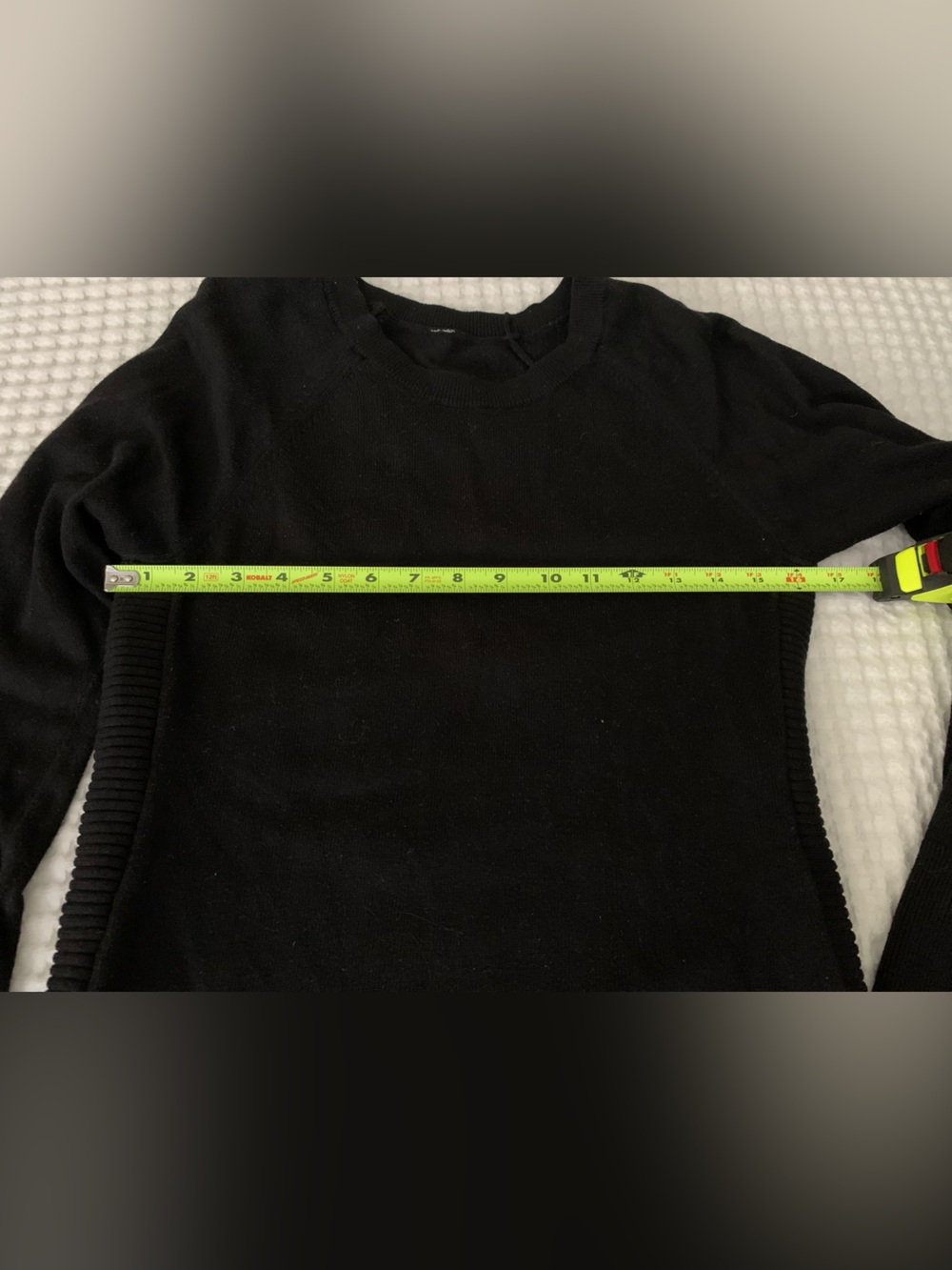 lululemon athletica Black Women's Crewneck Sweater EUC Size 6 - Picture 3 of 6